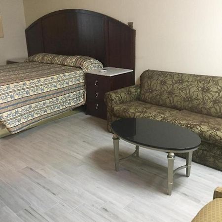 Regency Inn Норко Экстерьер фото