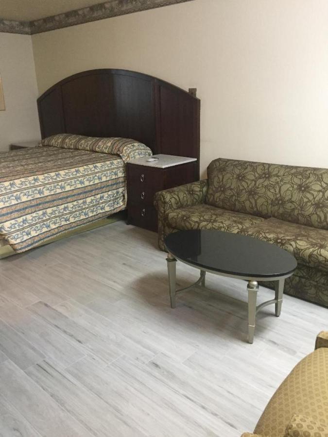 Regency Inn Норко Экстерьер фото