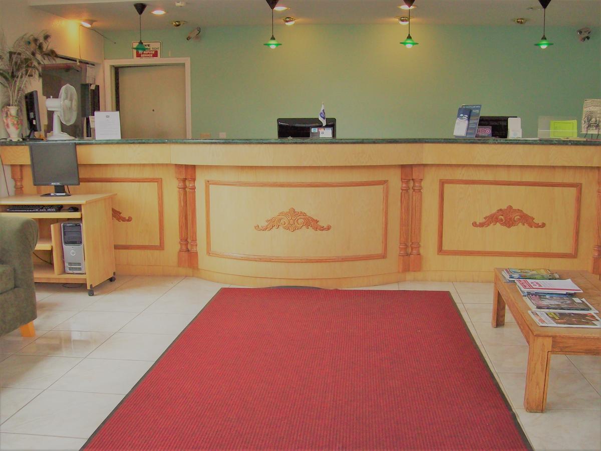 Regency Inn Норко Экстерьер фото